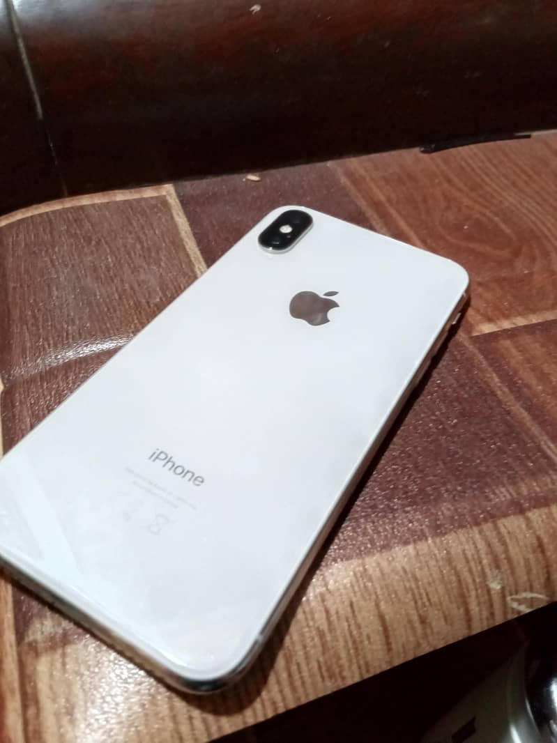 Apple iPhone X 6