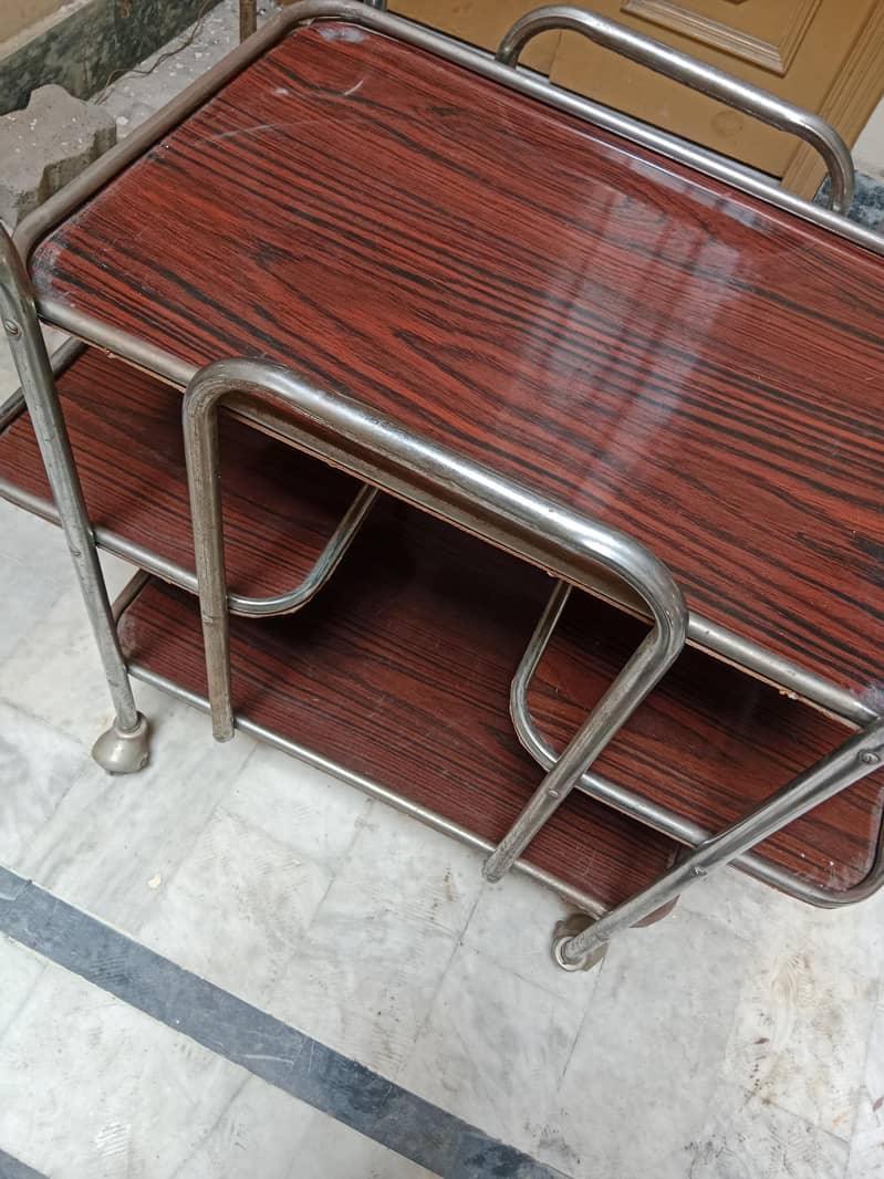 Serving trolley 3