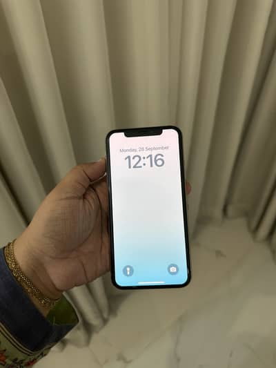 Apple iPhone XS
