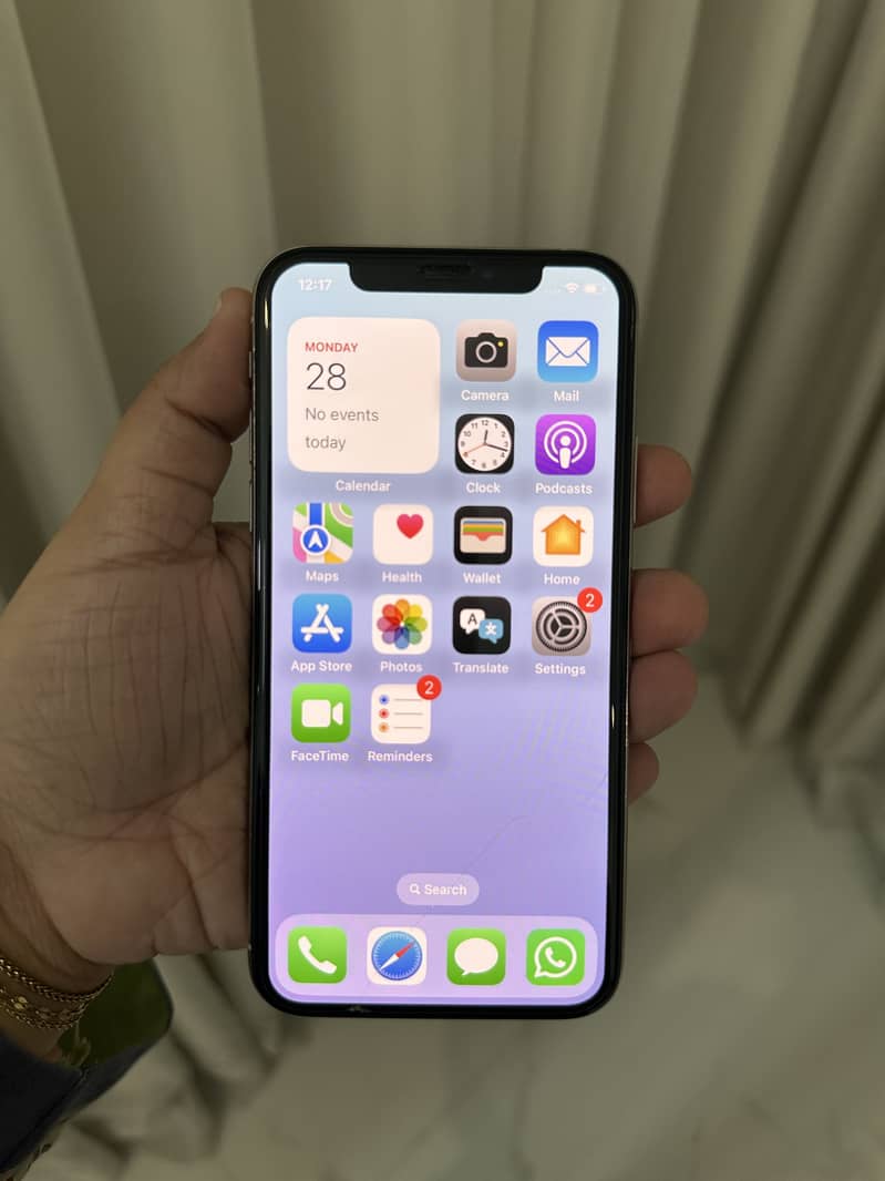 Apple iPhone XS 3