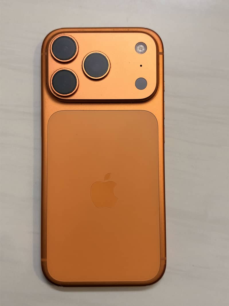 Apple iPhone 17 Pro 0