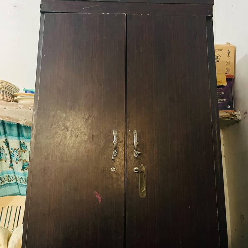 almari for sell 2
