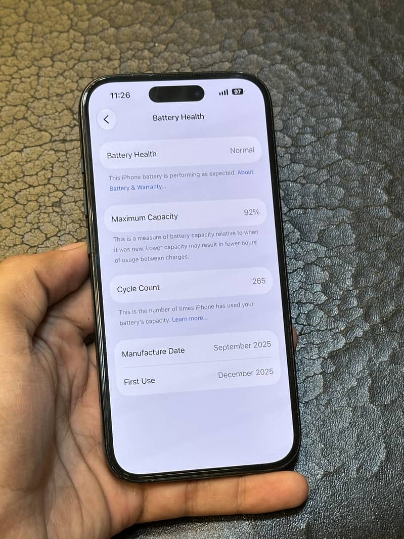 Apple iPhone 15 2