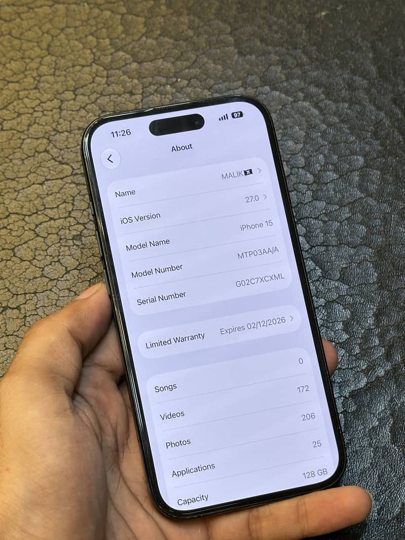 Apple iPhone 15 6