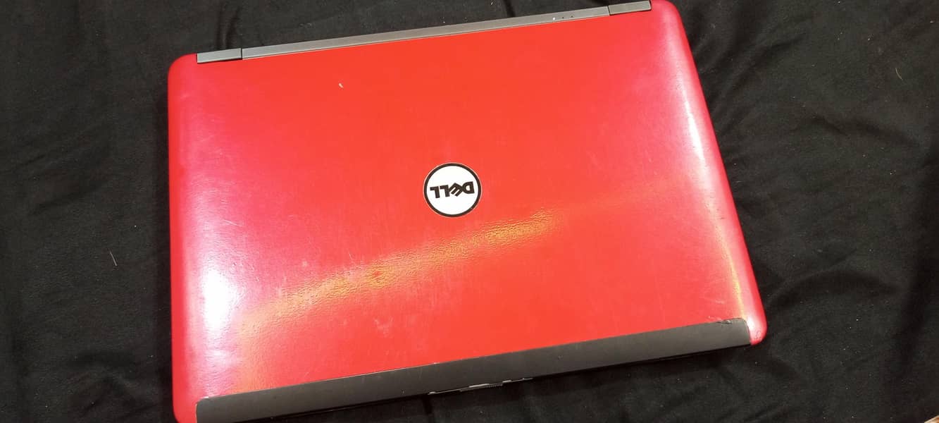 Dell latitude E6440 0