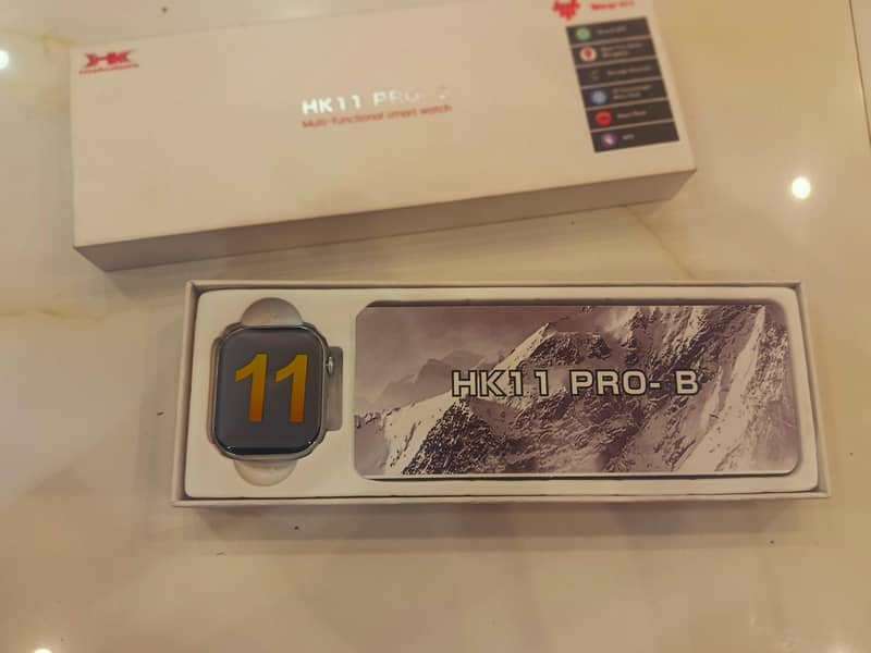HK 11 PRO-B Multiple-Functional SmartWatch 1