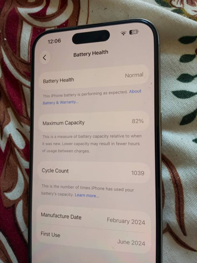iPhone 15 Pro Mint Condition 3
