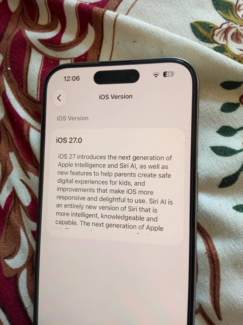 iPhone 15 Pro Mint Condition 4