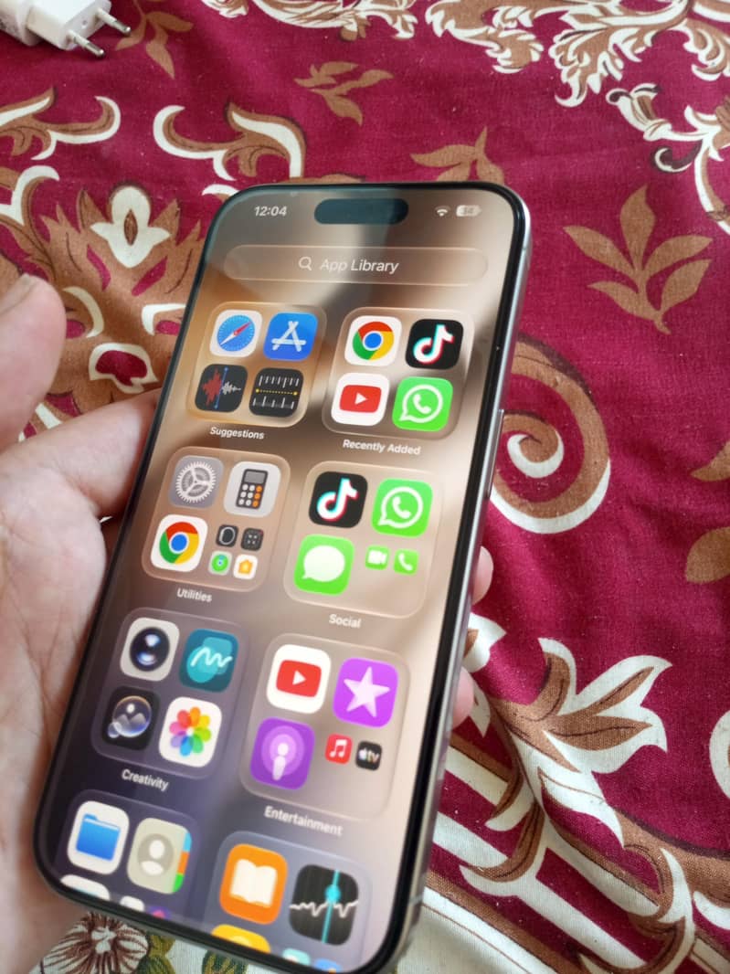 iPhone 15 Pro Mint Condition 9