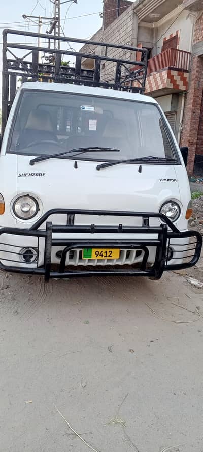 Hyundai shahzor 2005 my model