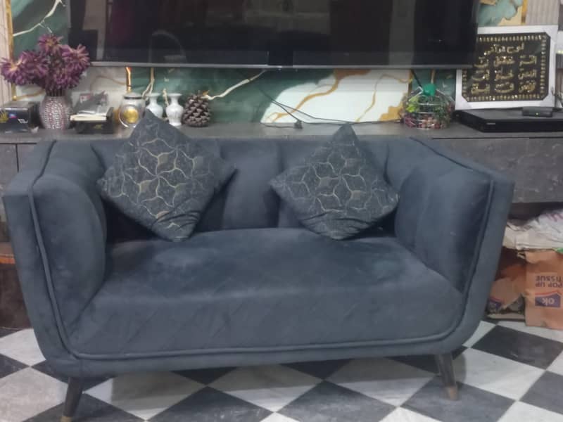 Sofa 5 seater 1