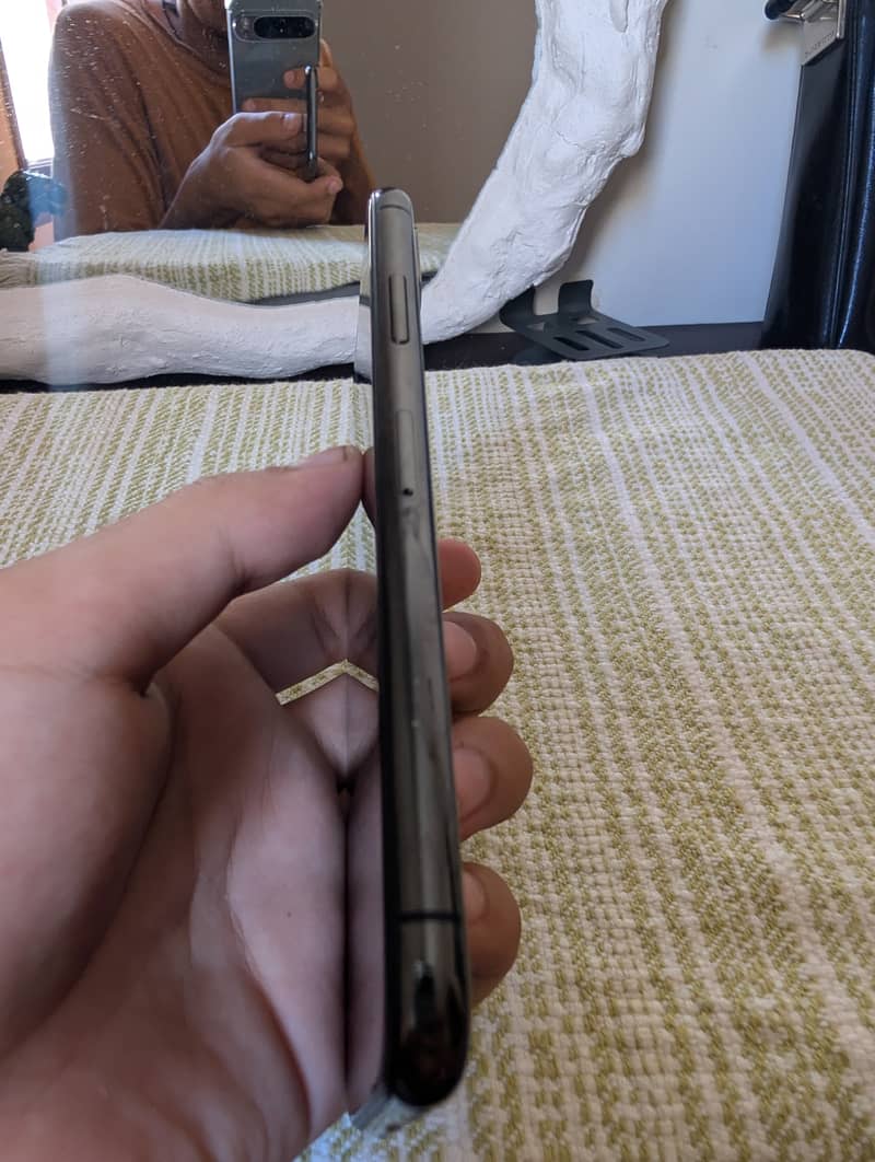 Apple iPhone X 0