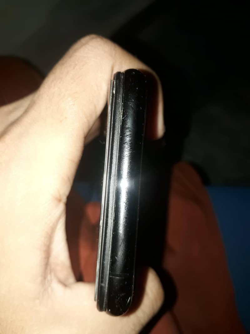 Apple iPhone XS 6