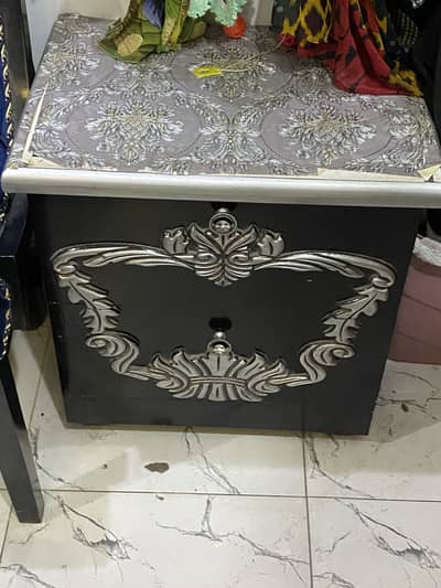bed set brand new dressing side tables