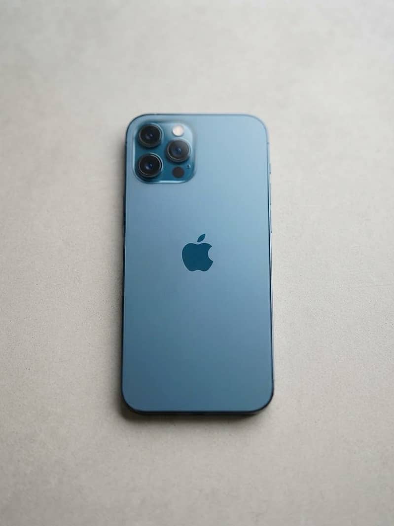 Apple iPhone 12 Pro 3