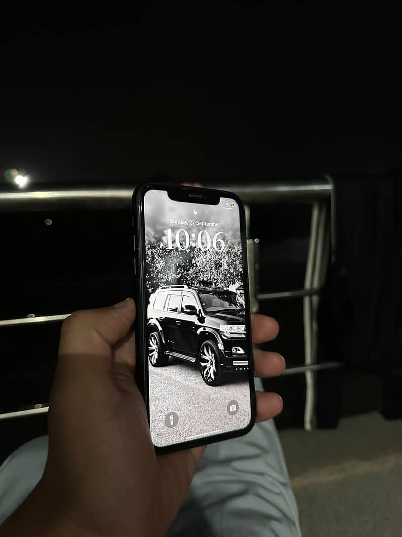 Apple iPhone XR 8