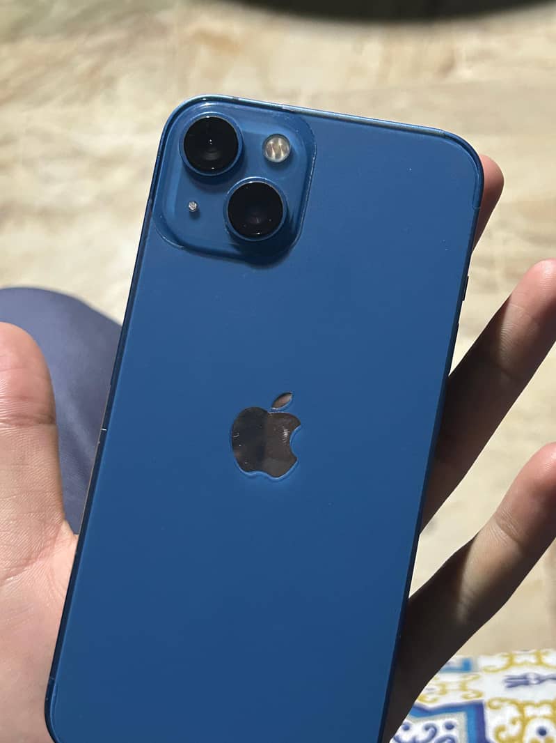 Apple iPhone 13 2