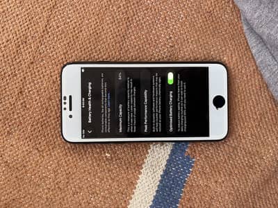 Apple iPhone SE