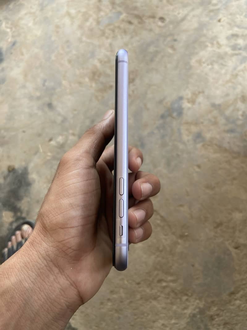 iPhone 11 PTA 2