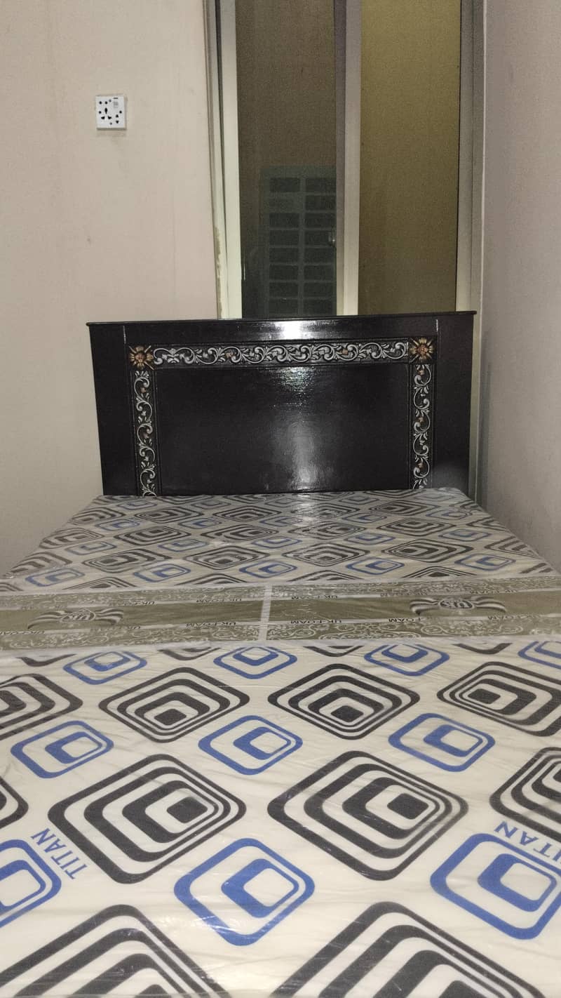Single Bed with Matress 0