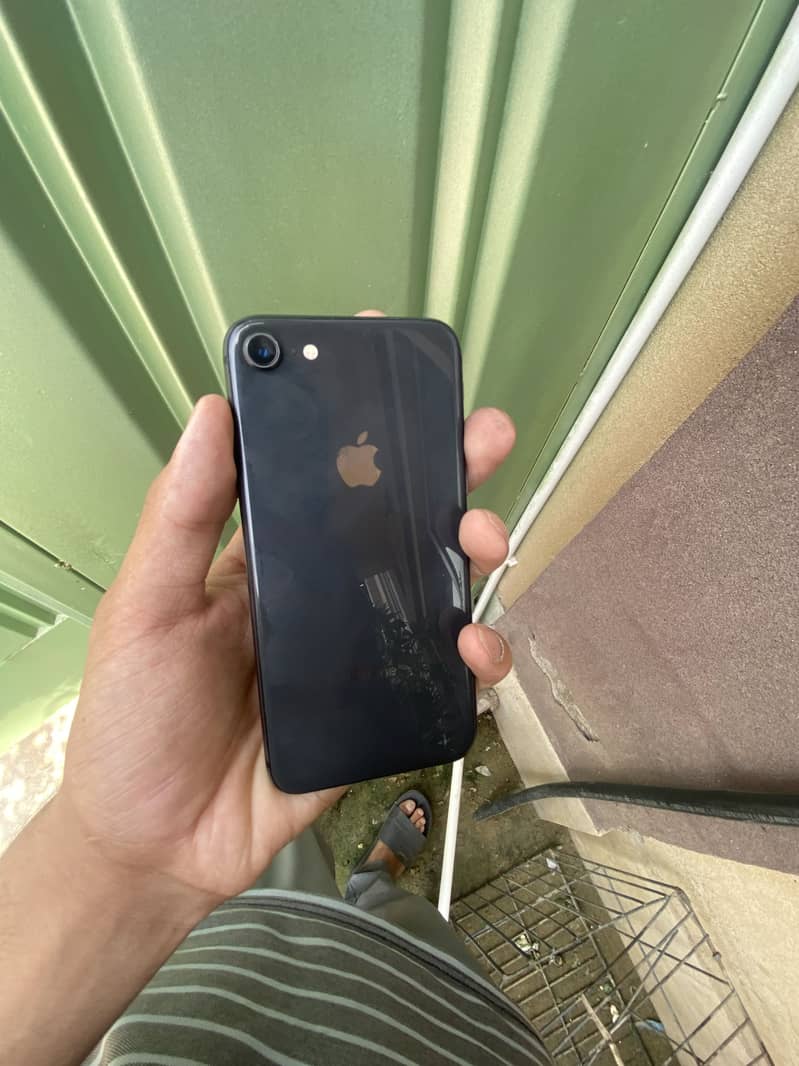 Apple iPhone 8 0