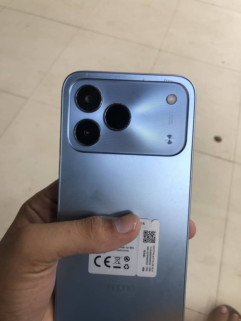 Tecno Spark 50 4