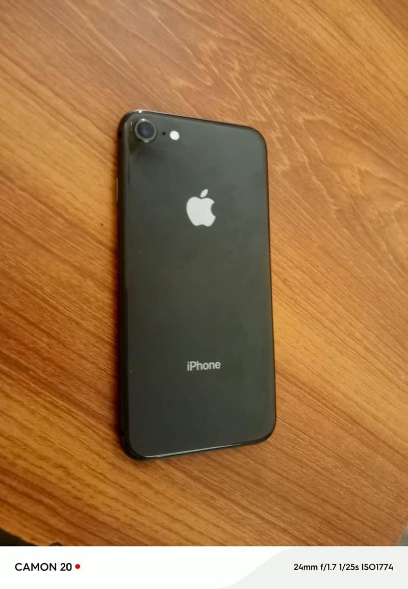 Apple iPhone 8 6