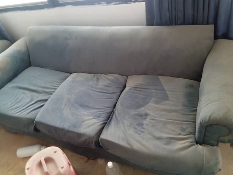 3 seater sofa 0