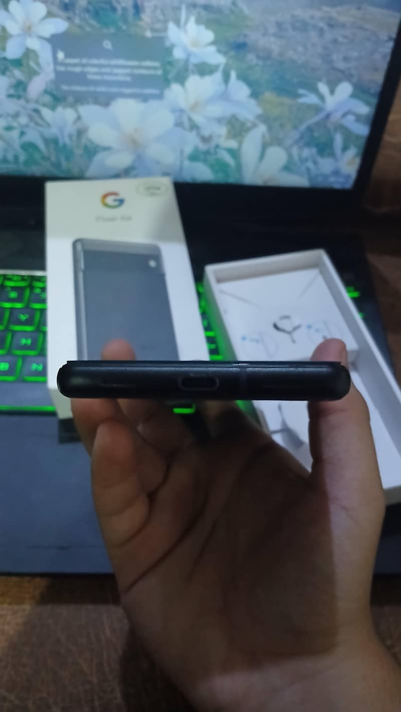 Google Pixel 6a 5