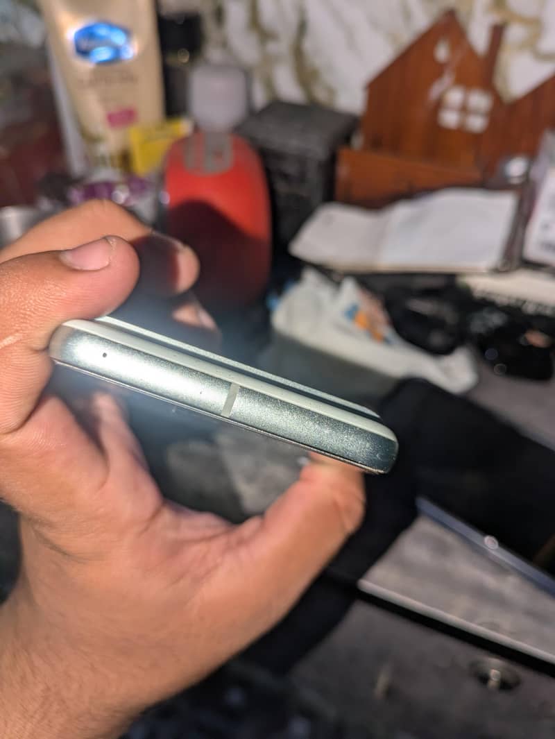 Google Pixel 8 0
