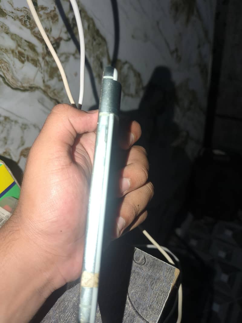 Google Pixel 8 3