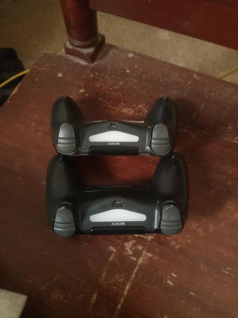 ps 4 wireless controller 1