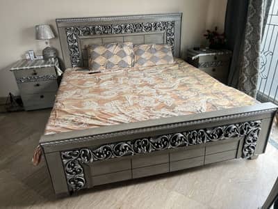 Bed set for sale