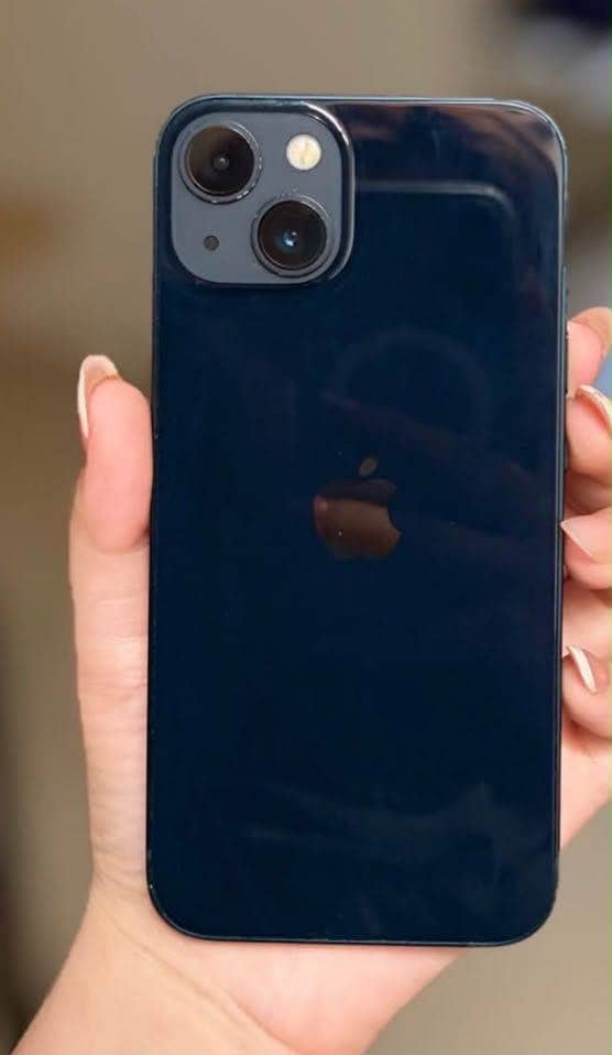 Apple iPhone 13 3