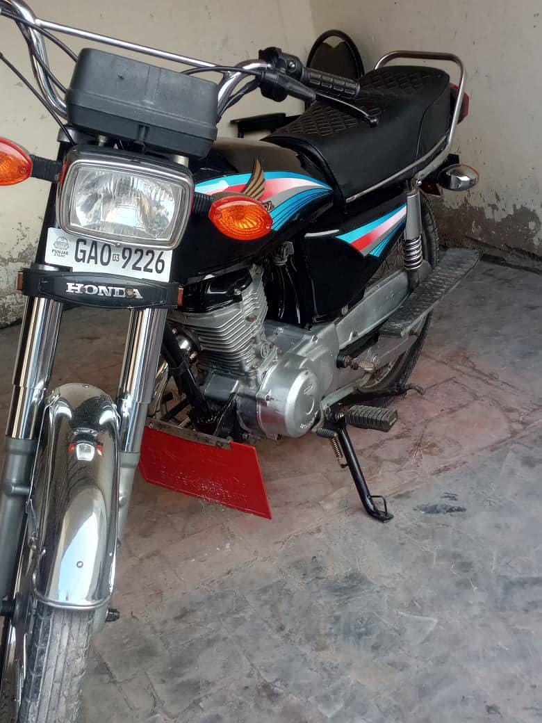 03484800733 1
