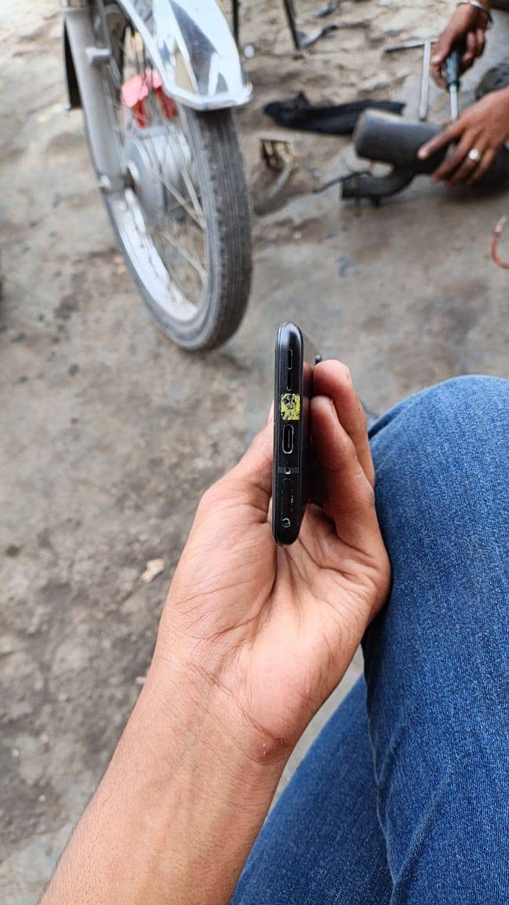 One Plus 9R 3