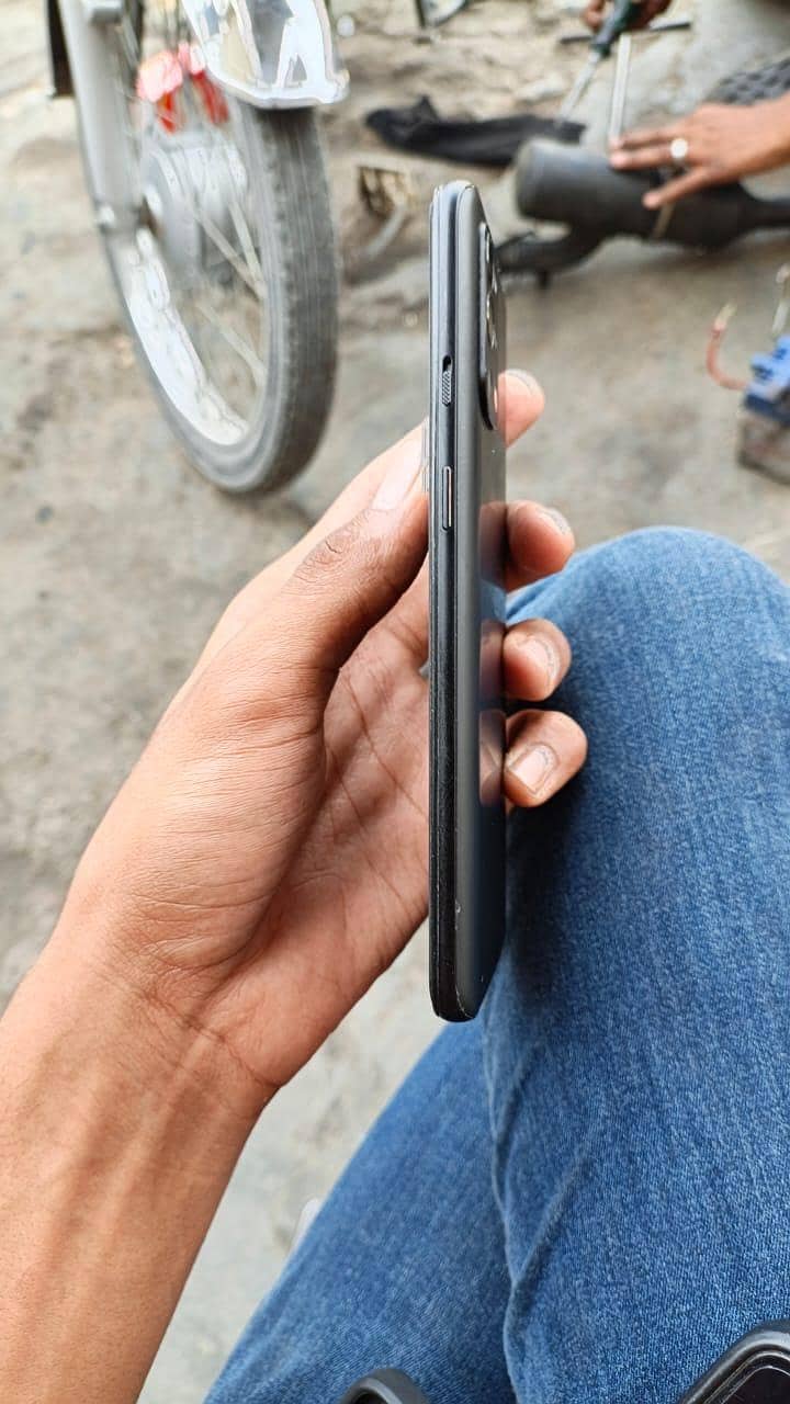 One Plus 9R 4