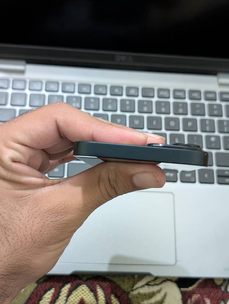 Apple iPhone 14 4