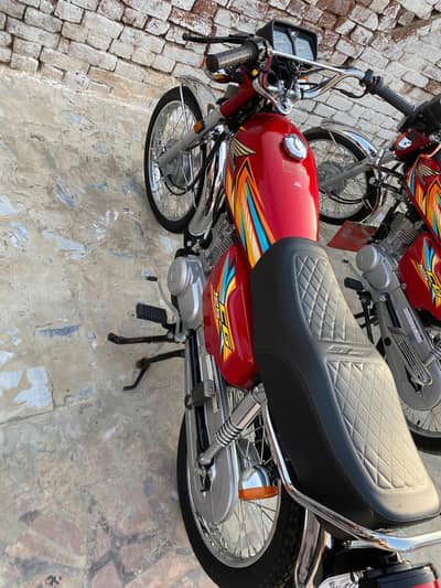 bike 2026 model 7500Km drive