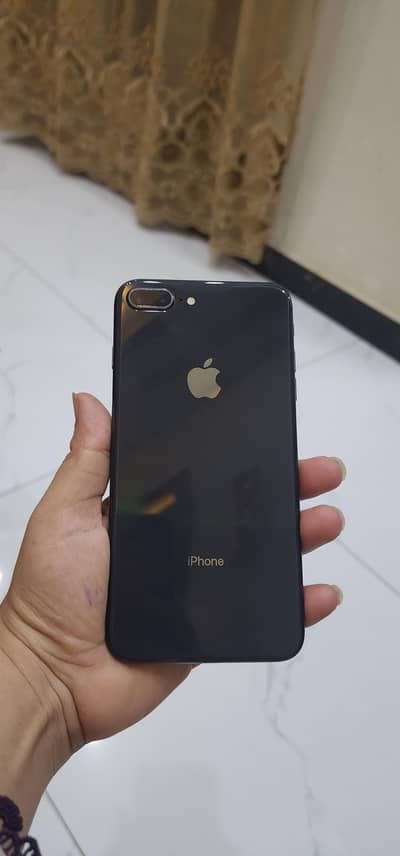 Apple iPhone 8 Plus