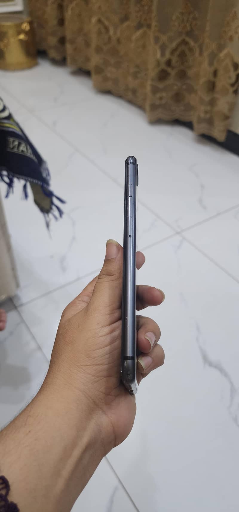 Apple iPhone 8 Plus 1
