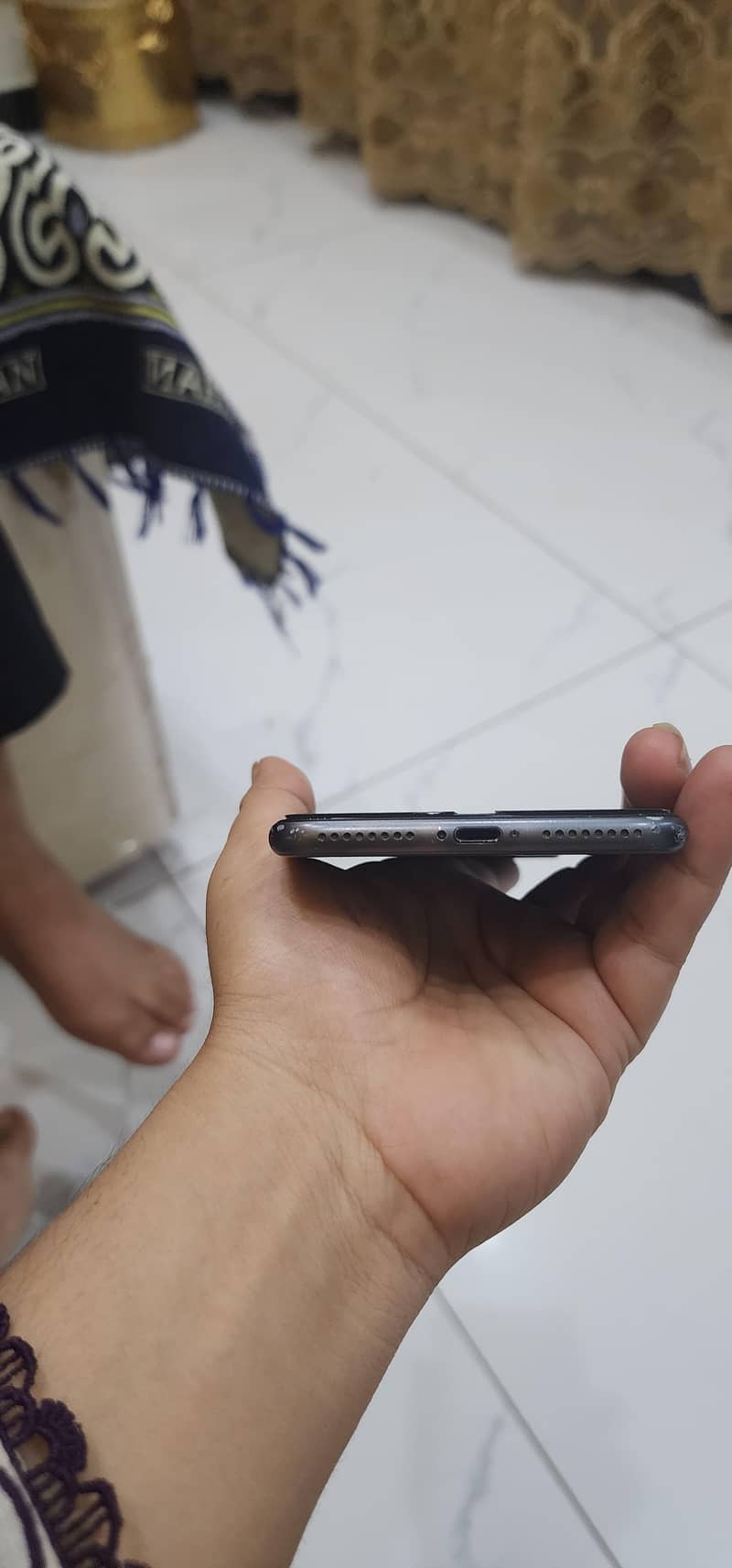 Apple iPhone 8 Plus 3