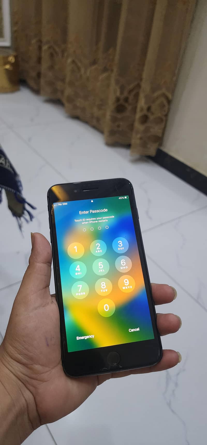 Apple iPhone 8 Plus 5