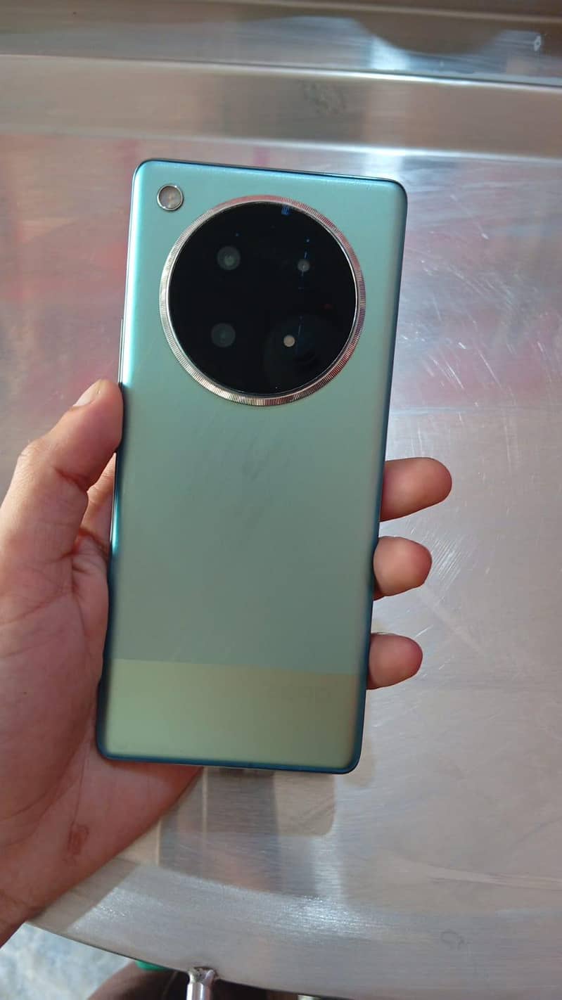 Infinix Zero 40 4