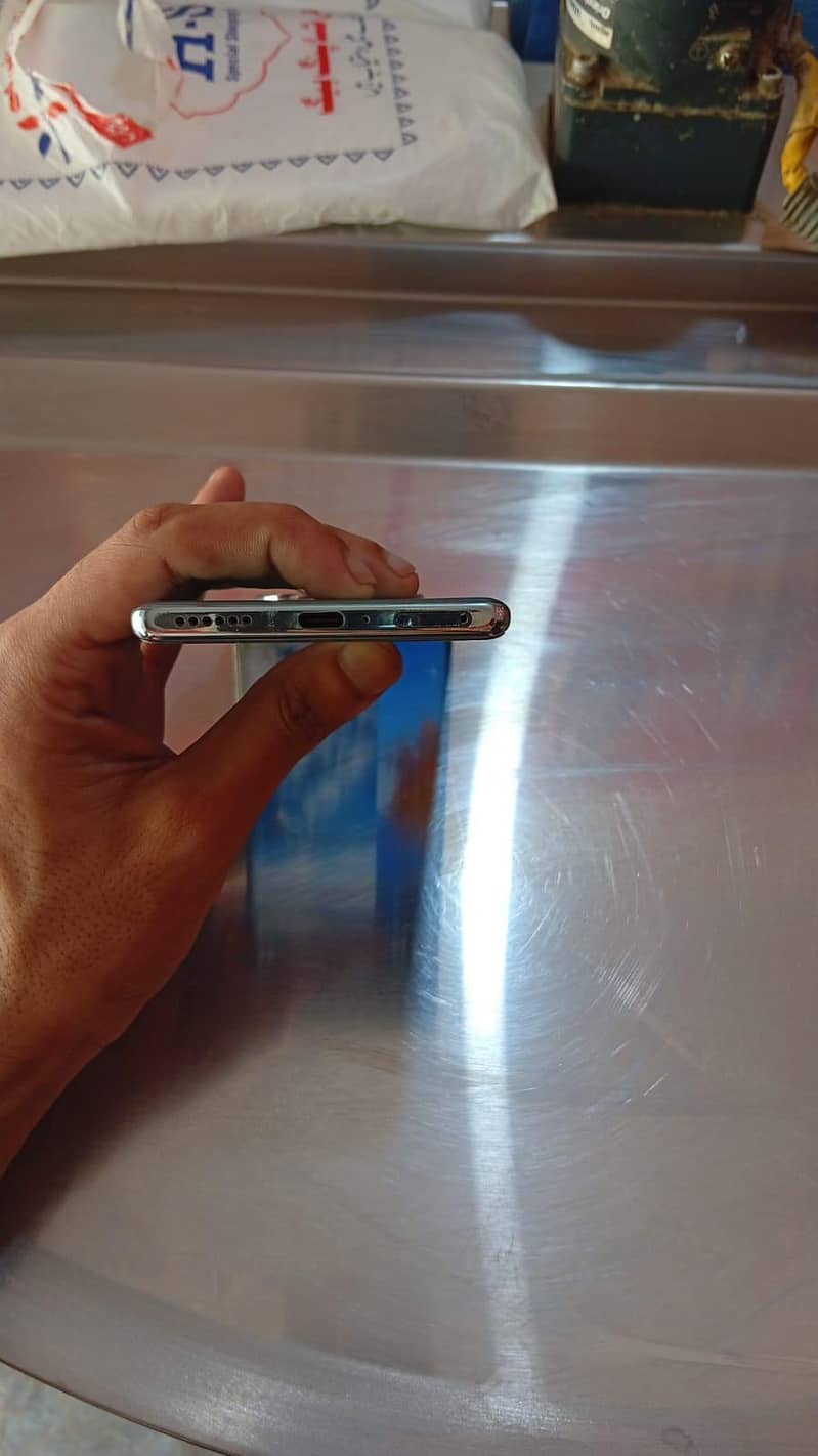 Infinix Zero 40 5