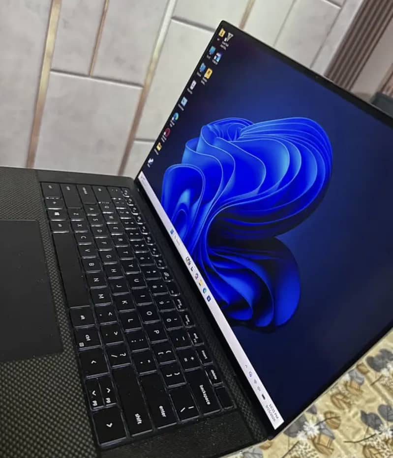 Dell Precision 5550 1