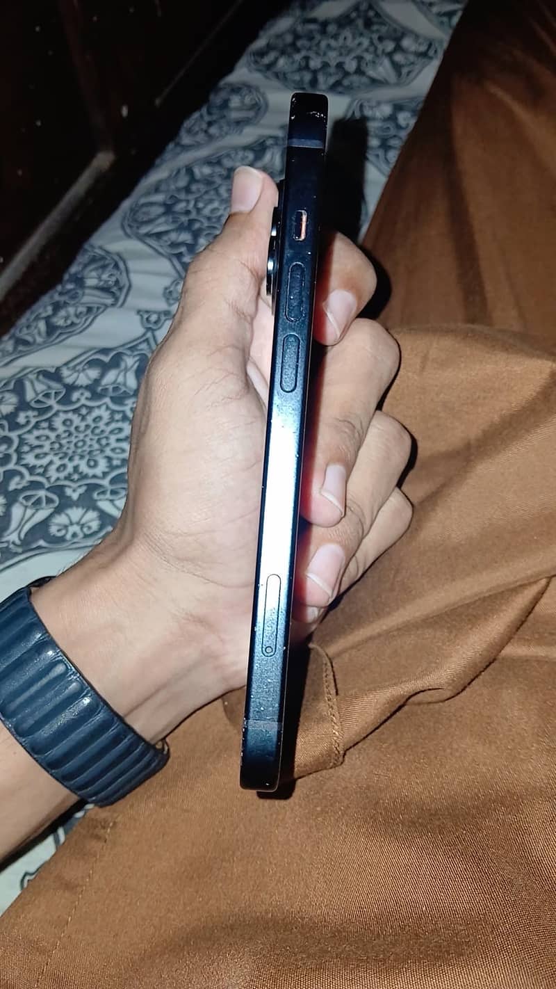 Apple iPhone 15 1