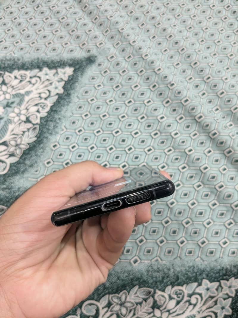 Sony Xperia 5 4