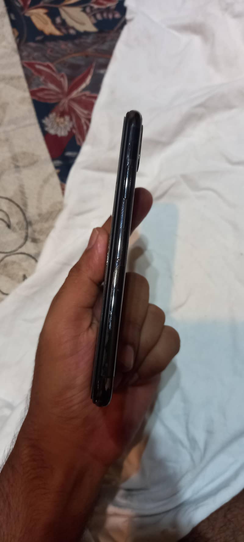 Apple iPhone X 4