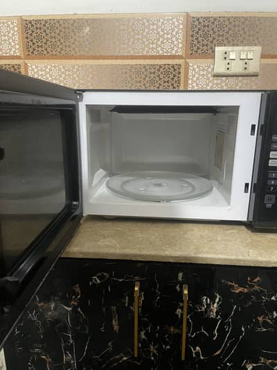 Haier microwave oven grill 45 liter - HMN-36100 EGB